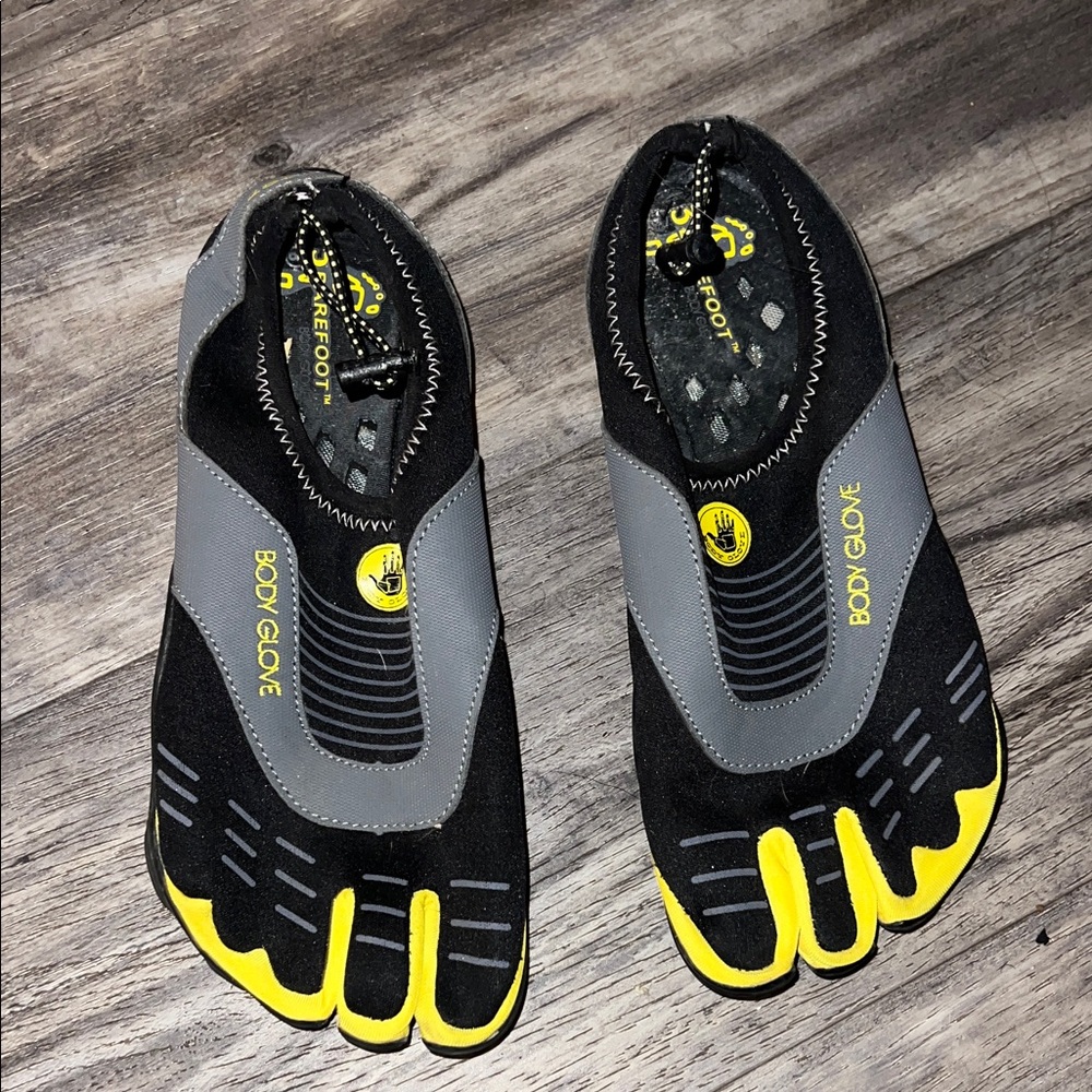 Body Glove Black and Yellow Aqua Shoes
